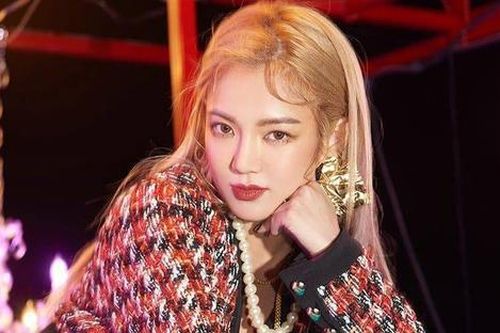 Hyoyeon lên tiếng chỉ trích đàn em