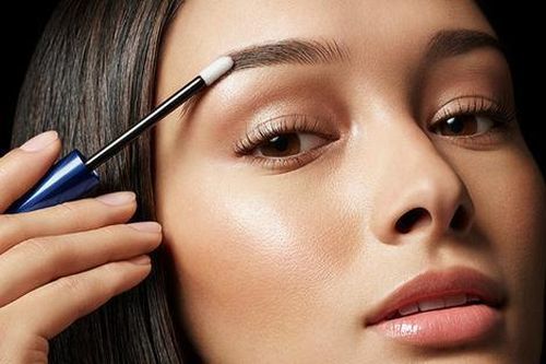 4 bí quyết dưỡng lông mày không thể bỏ qua