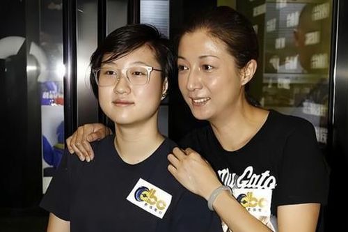 Nam diễn viên quyết định sửa lại di chúc hàng trăm tỷ để bù đắp cho con gái ngoài giá thú
