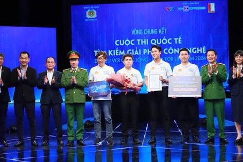 Vietcombank đồng hành cùng cuộc thi Data for Life 2024