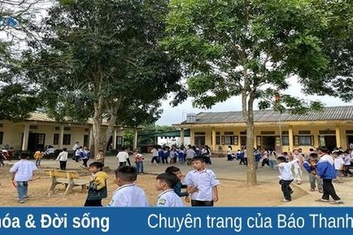 Xã hội hóa kiên cố hóa trường lớp học và nhà công vụ cho giáo viên