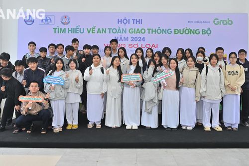 7 đội vào chung kết hội thi tìm hiểu về an toàn giao thông đường bộ