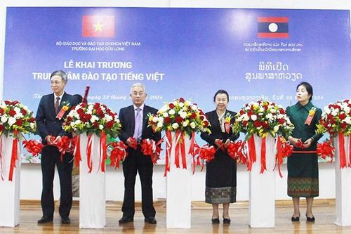 Trường Đại học Cửu Long tăng cường hợp tác Quốc tế