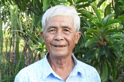 Bí thư chi bộ tận tụy với công việc