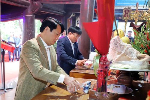 Lễ 'hóa thần' tại Đình Cả, xã Chí Đám, huyện Đoan Hùng