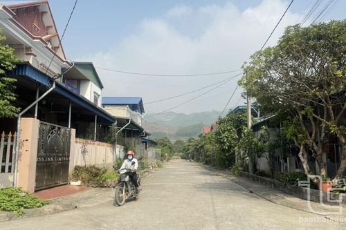 Sống 8 năm trong khu tái định cư vẫn chưa có 'sổ đỏ'