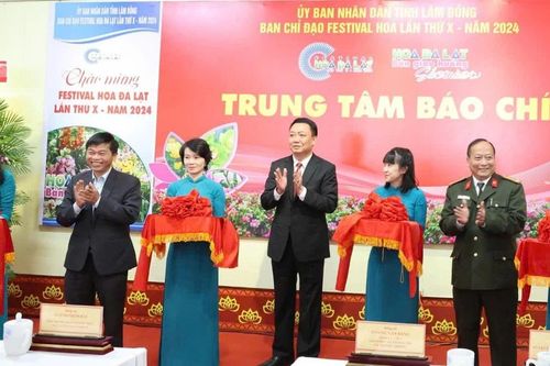 Khai trương Trung tâm báo chí phục vụ Festival Hoa Đà Lạt