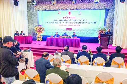 50 năm văn học Việt Nam: Bám rễ vào truyền thống, tiếp nhận dòng chảy hiện đại