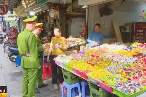 Siết chặt giao thông, trật tự đô thị khu phố cổ