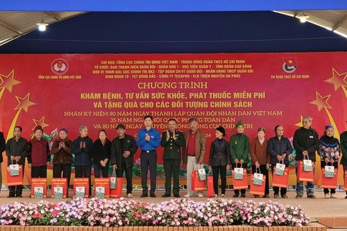 Chương trình 'Hành quân về nguồn' kỷ niệm 80 năm Ngày thành lập Quân đội nhân dân Việt Nam tại Nguyên Bình