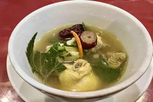 Canh gà thảo mộc Kolia