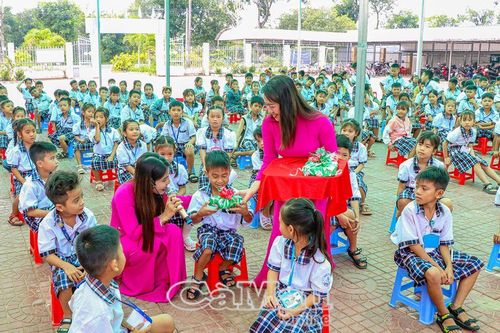 Tọa đàm về truyền thống Quân đội Nhân dân Việt Nam