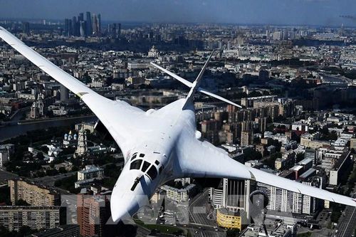 Oanh tạc cơ 'thiên nga trắng' Tu-160 biên chế quân đội Nga có gì đặc biệt?