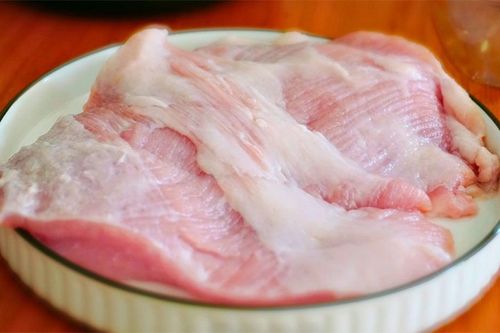 Nọng heo là bộ phận nào của con heo?
