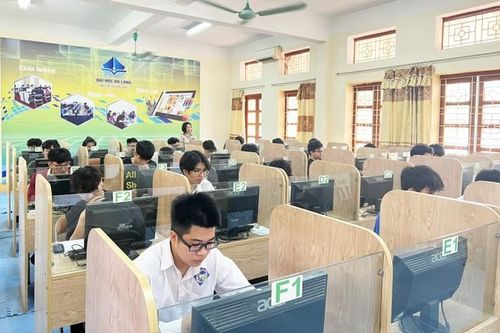 Số thí sinh đăng ký thi Đánh giá tư duy ĐH Bách khoa Hà Nội năm 2025 tăng gấp 3 lần 2024