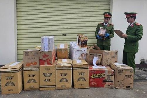 Khởi tố vụ buôn bán gần 500 kg pháo lậu ở biên giới Việt - Lào
