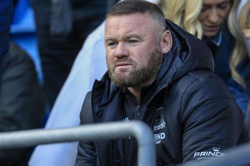 Cơ hội cuối của HLV Rooney