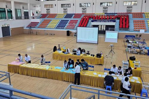 'Cú hét giá' 30 tỷ đồng/m2 và những góc khuất về đấu giá đất