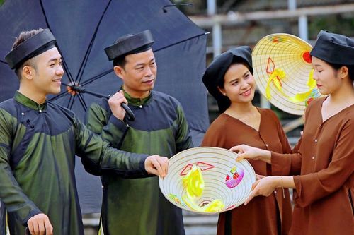Về Thủy Nguyên nghe lại hát đúm thơ mộng thuở nào