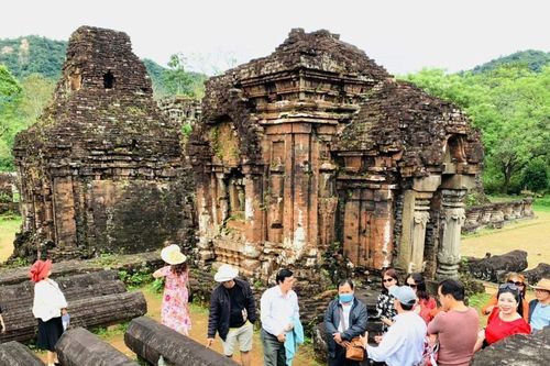 Tháo gỡ khó khăn, vướng mắc để bảo tồn, phát huy bền vững giá trị di sản Mỹ Sơn