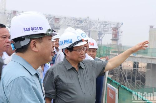 Thủ tướng Phạm Minh Chính kiểm tra tiến độ sân bay Long Thành