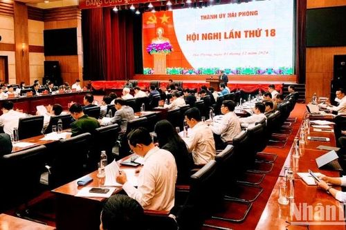 Thành phố Hải Phòng tập trung cho tăng trưởng kinh tế cao, đi đầu trong tinh gọn tổ chức bộ máy và biên chế