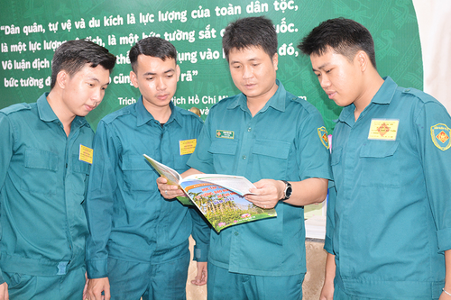 Coi trọng phát triển đảng trong thanh niên nhập ngũ