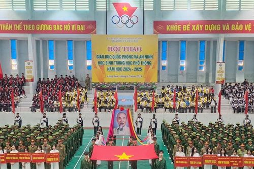 Gắn học tập với hoạt động thực tiễn trong giáo dục quốc phòng, an ninh
