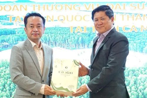 Cà Mau muốn doanh nghiệp Hàn Quốc hỗ trợ thực hiện chỉ dẫn địa lý cho con cua