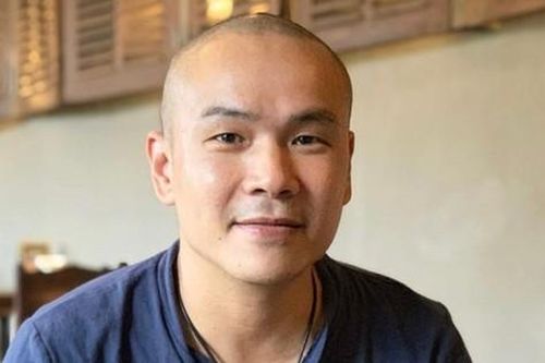 Showbiz 3/12: Tình trạng nghệ sĩ Đức Thịnh sau 4 năm bị ung thư