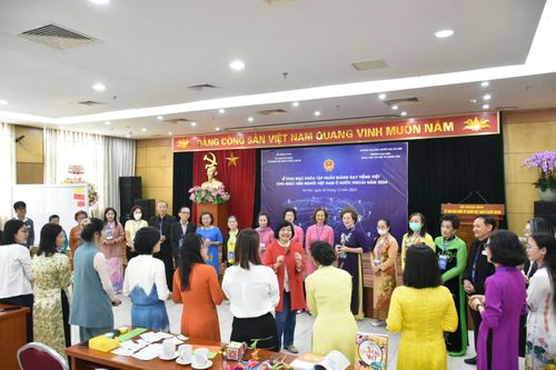 Tọa đàm 'Chia sẻ phương pháp dạy tiếng Việt cho trẻ em ở nước ngoài'
