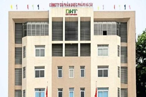 Cổ phiếu một công ty dược tăng gấp 4 lần trong nửa năm, vốn hóa đứng thứ hai trong ngành