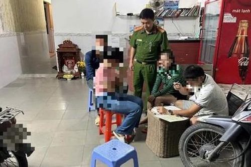 Bắt quả tang U60 bán dâm với giá 400.000 đồng