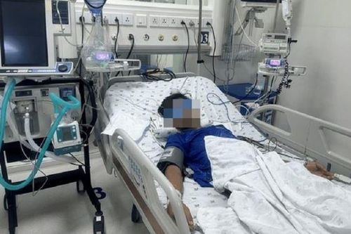 Thách nhau ăn thuốc diệt chuột, bé trai 13 tuổi nguy kịch