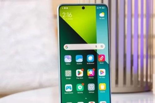 Chiến binh Redmi Note 13 Pro 5G giảm sập sàn cuối năm, sẵn sàng hủy diệt cả iPhone SE 4 (2025)