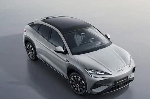 SUV công suất 523 mã lực, thiết kế sang chảnh, giá hấp dẫn