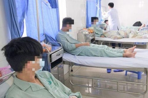 Cấm thuốc lá mới: Gia đình, nhà trường thở phào nhẹ nhõm