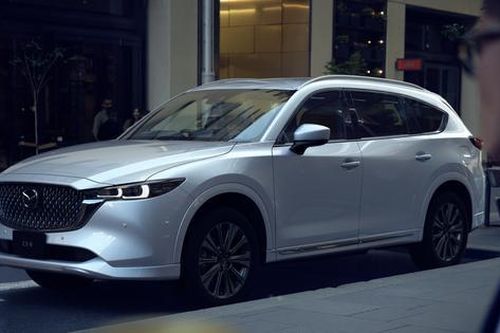 Mazda CX-8 bản mới công bố giá bán tại Việt Nam