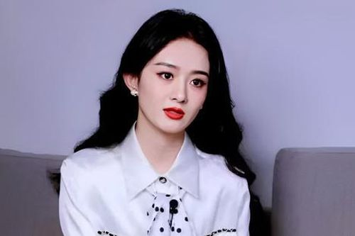 Triệu Lệ Dĩnh phản ứng lạ trước tin chồng cũ có tình mới