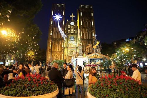 Hòa mình vào không gian lễ hội Thuần chay X'Mas 2024 tại Hà Nội