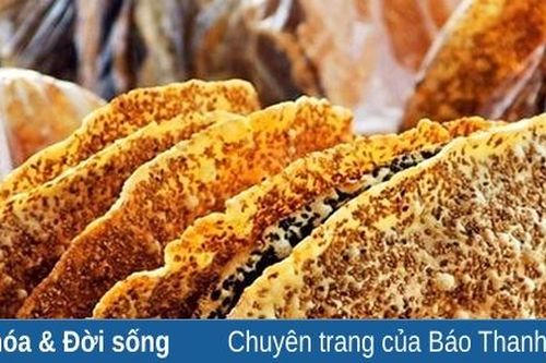 Chiếc bánh đa vừng đánh thức tuổi thơ