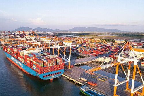 Bắt sóng đầu tư vào logistics Việt Nam