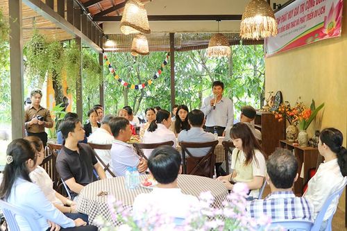Tập huấn phát huy giá trị cộng đồng trong hoạt động khai thác và phát triển du lịch
