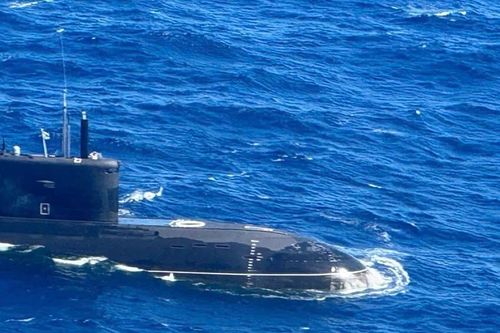 Tổng thống Philippines lên tiếng về hoạt động của tàu ngầm Nga ở biển Đông