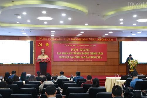 Tập huấn truyền thông chính sách năm 2024