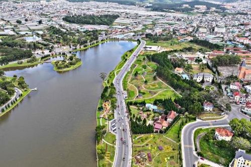 Triển khai khẩn trương 6 bãi đậu xe phục vụ Festival Hoa Đà Lạt