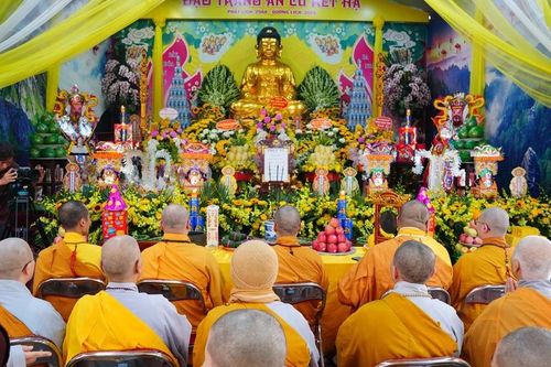 Hà Nội: Lễ cầu siêu tại nơi phát hiện gần 400 hài cốt ở phố Tây Sơn
