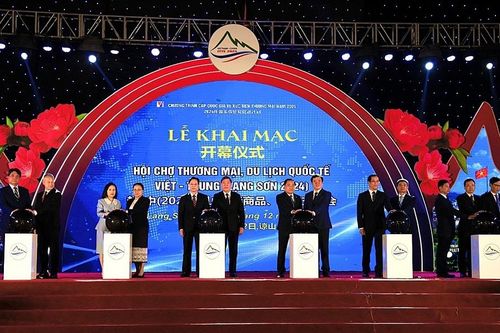 Lạng Sơn: Khai mạc Hội chợ thương mại, du lịch quốc tế Việt Trung
