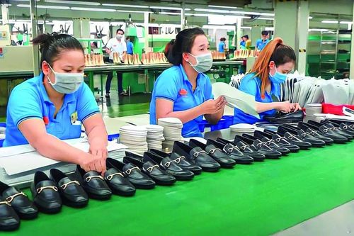 Giải bài toán lao động cuối năm