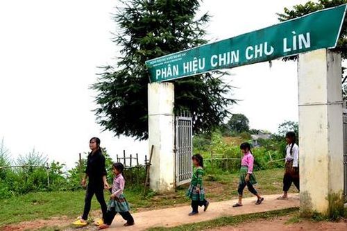 Xây dựng dòng họ hiếu học làm nòng cốt để khuyến học, khuyến tài ở Bát Xát (Lào Cai)